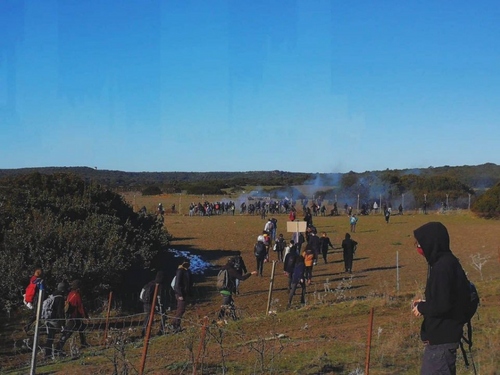 Presidio in solidarietà con le imputate e gli imputati nell'operazione Lince + colazione benefit